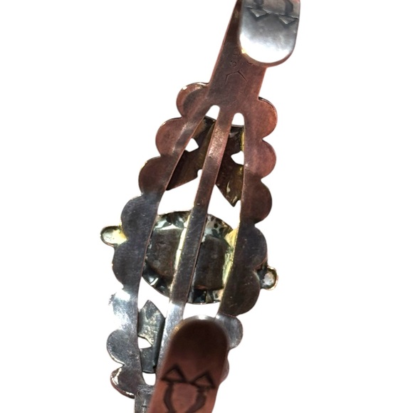 Vintage coin silver Navajo southwestern turquoise etched cuff bracelet - Picture 4 of 10